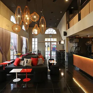 *** Hotel Avenue J Hotel, Market Malaysia